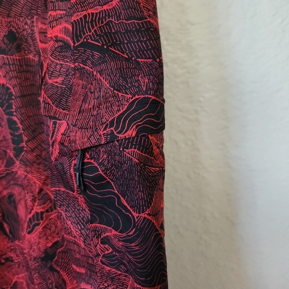 Lululemon Current State Board Short Men's Size 36 Red and Black - Picture 5 of 7